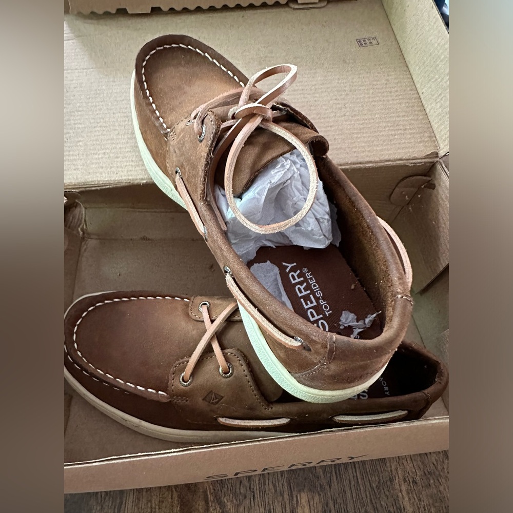 Sperry cup II boat shoes- brown - 3.5 boys